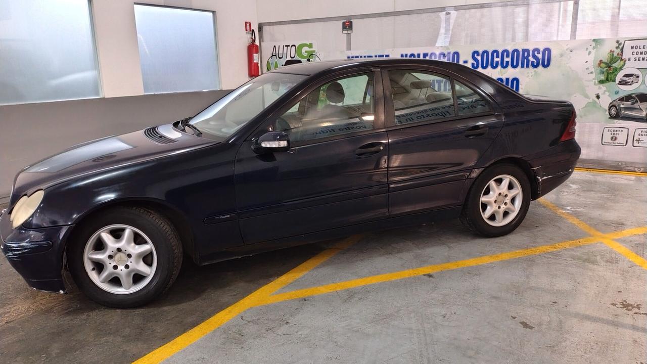 Mercedes-Benz C 220 CDI 116cv