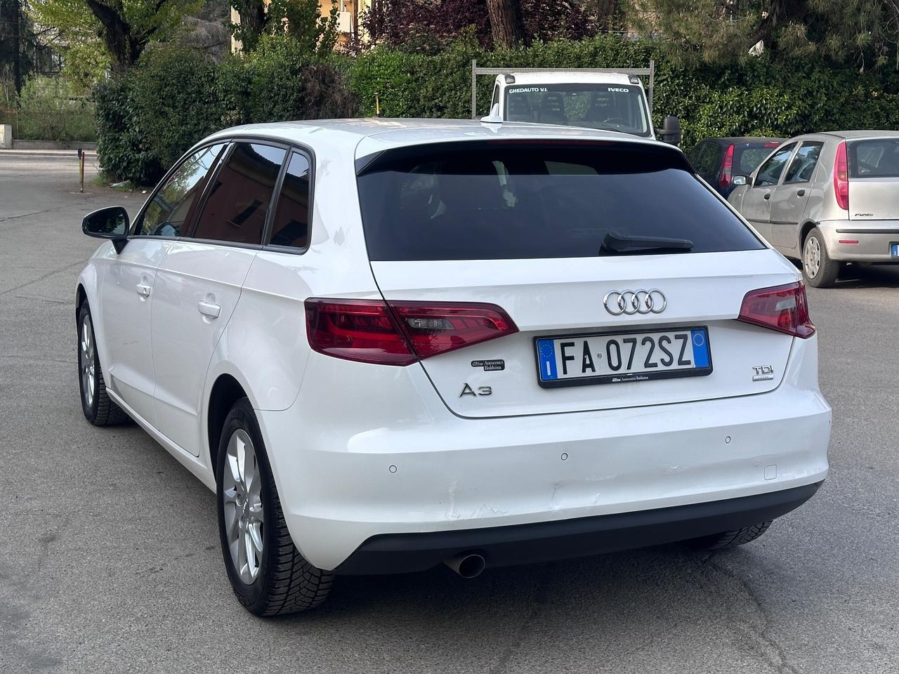 Audi A3 SPB 1.6 TDI clean diesel Ambition