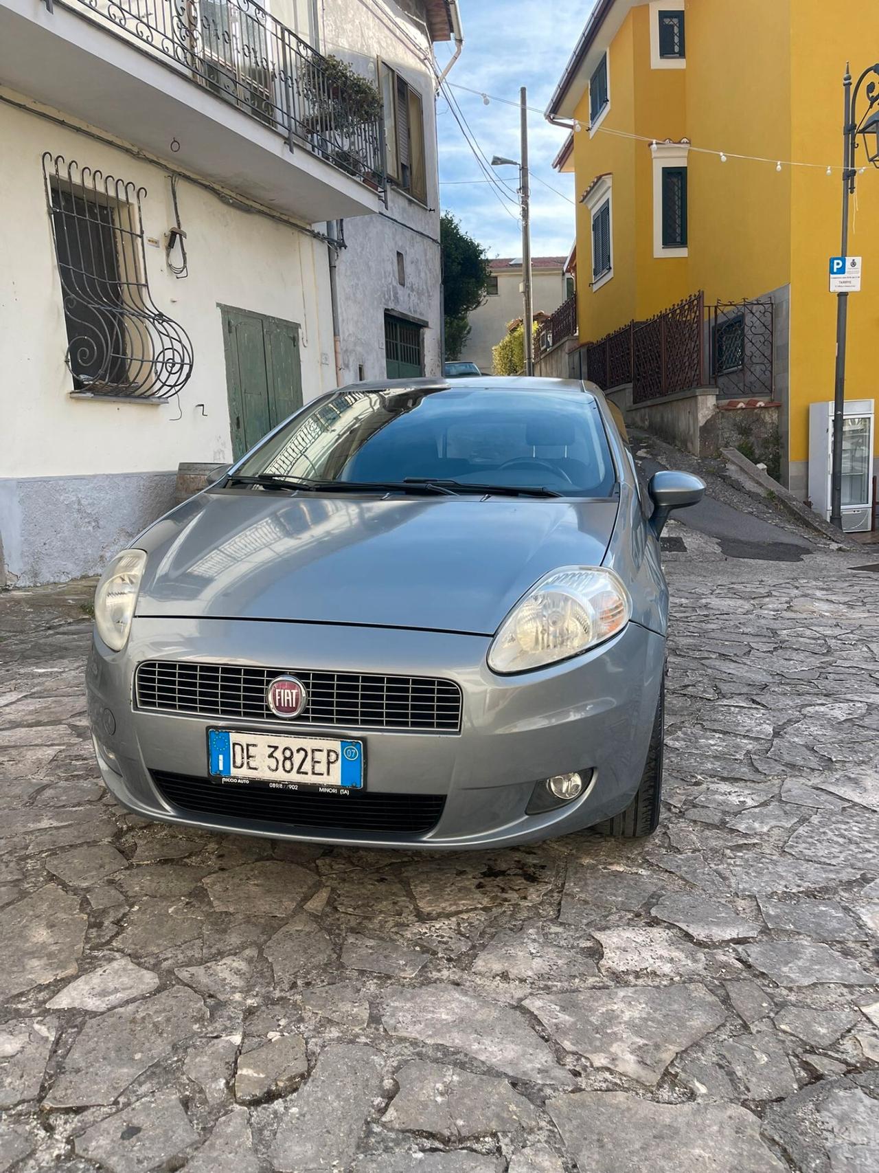 Fiat Grande Punto 1.3 MJT 75 CV 5 porte Dynamic