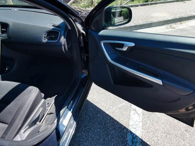 Volvo V60 D2 Geartronic Business(120cv)