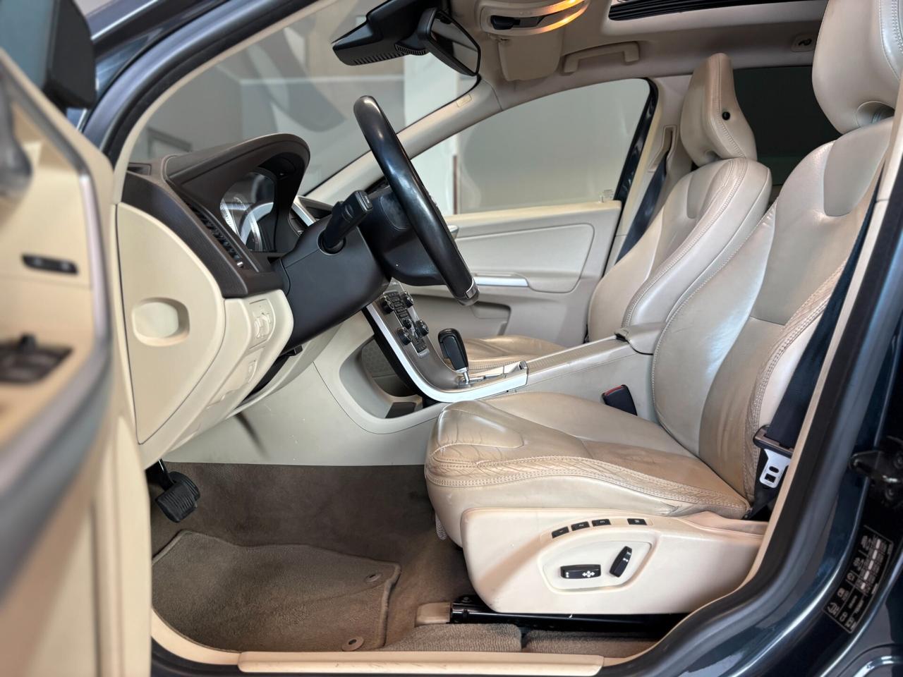 Volvo XC60 3.0 t6 Summum awd 304cv geartronic