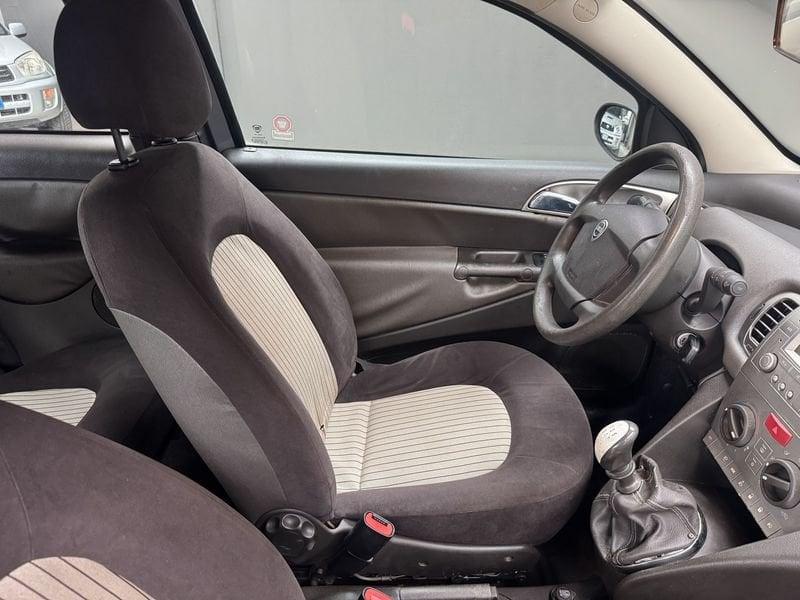 Lancia Ypsilon 1.2 8v Platino NEOPATENTATI FRIZIONE NUOVA