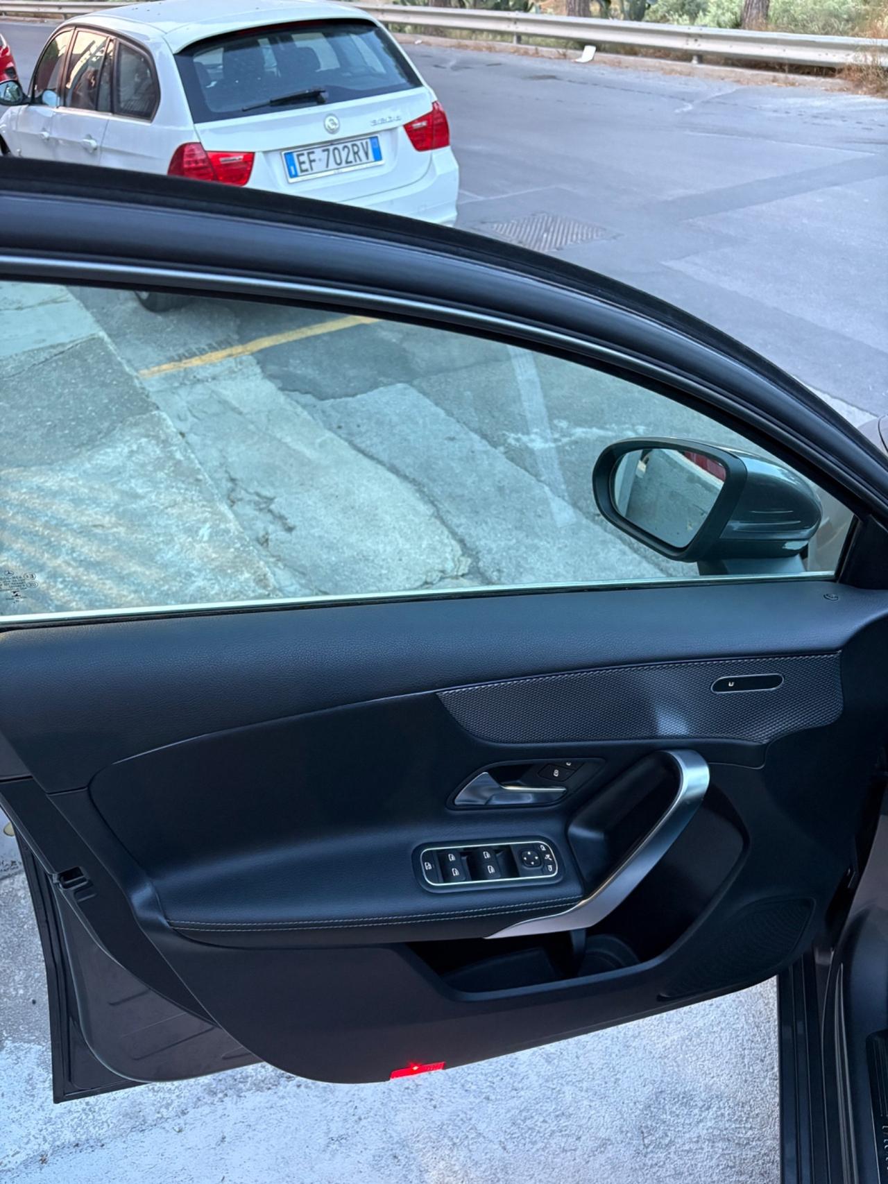 Mercedes classe A 180D Automatic luci ambient