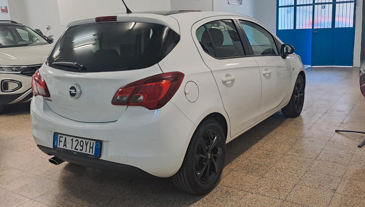 Opel Corsa 1.2 5 porte b-Color