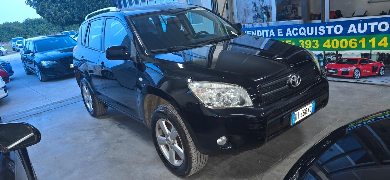 Toyota RAV 4 RAV4 Crossover 2.2 D-4D 150 CV DPF Luxury