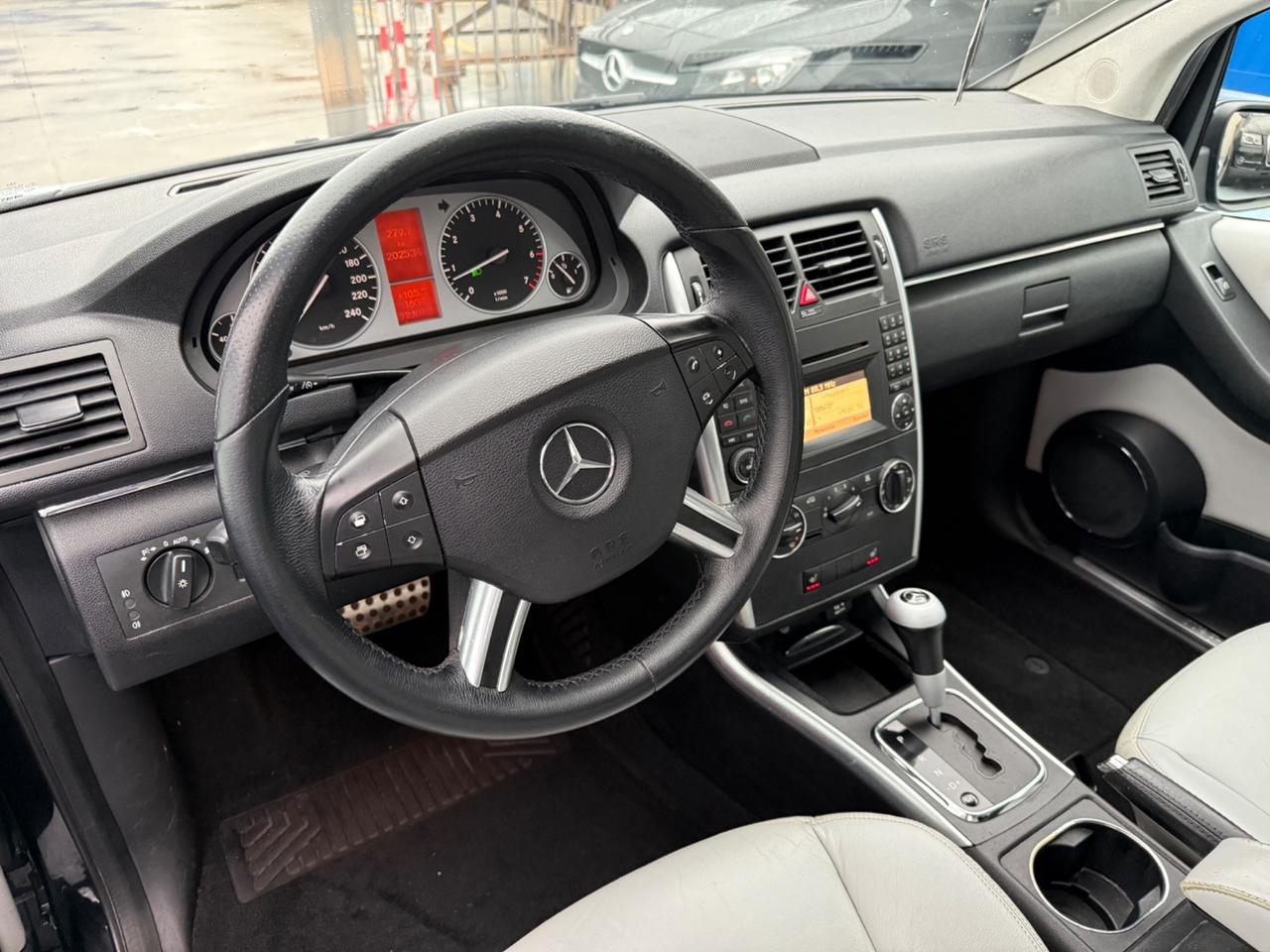 Mercedes-benz B 170 116cv Neopatentati