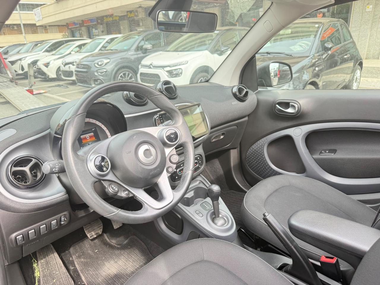 Smart ForTwo 70 1.0 twinamic cabrio Passion LED NAVI KAMERA CERCHI 16 PDC BLUETOOTH
