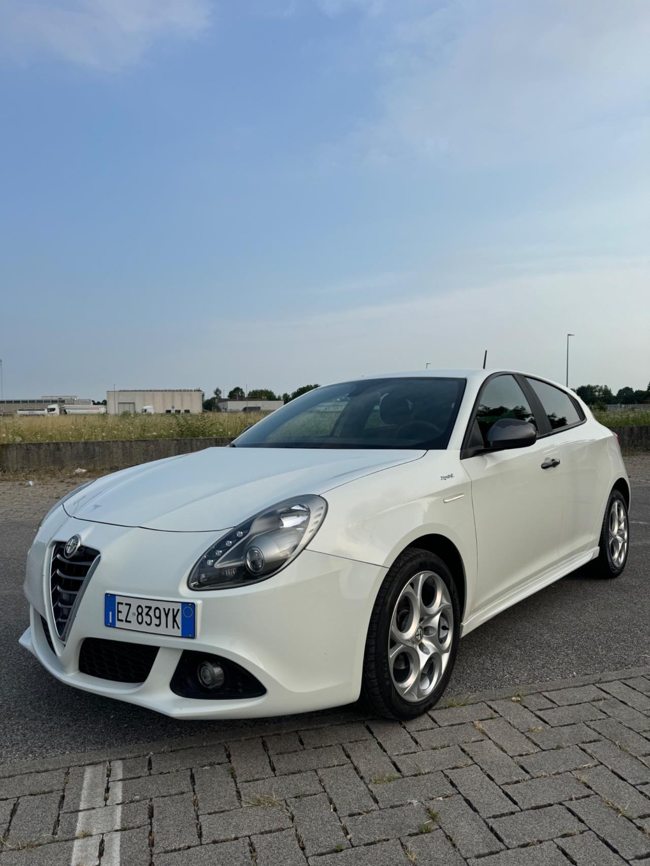 Alfa Romeo Giulietta 1.6 JTDm-2 105 CV Exclusive