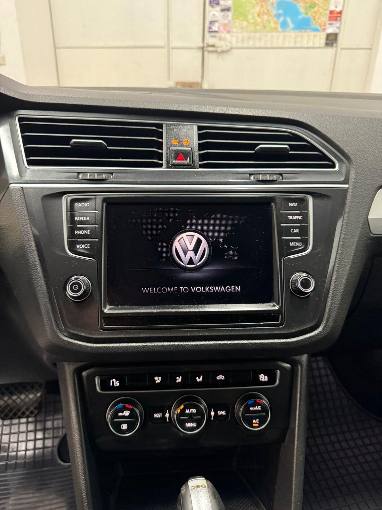 Volkswagen Tiguan 2.0 TDI SCR DSG 4MOTION Business BMT