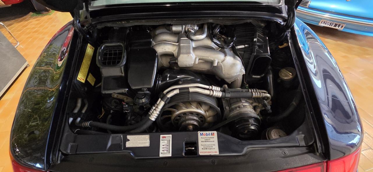 Porsche 911 993 Carrera2 Book service 82000Km Asi