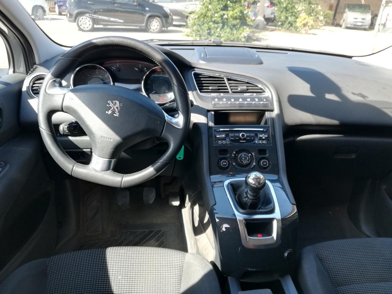 Peugeot 5008 7 posti