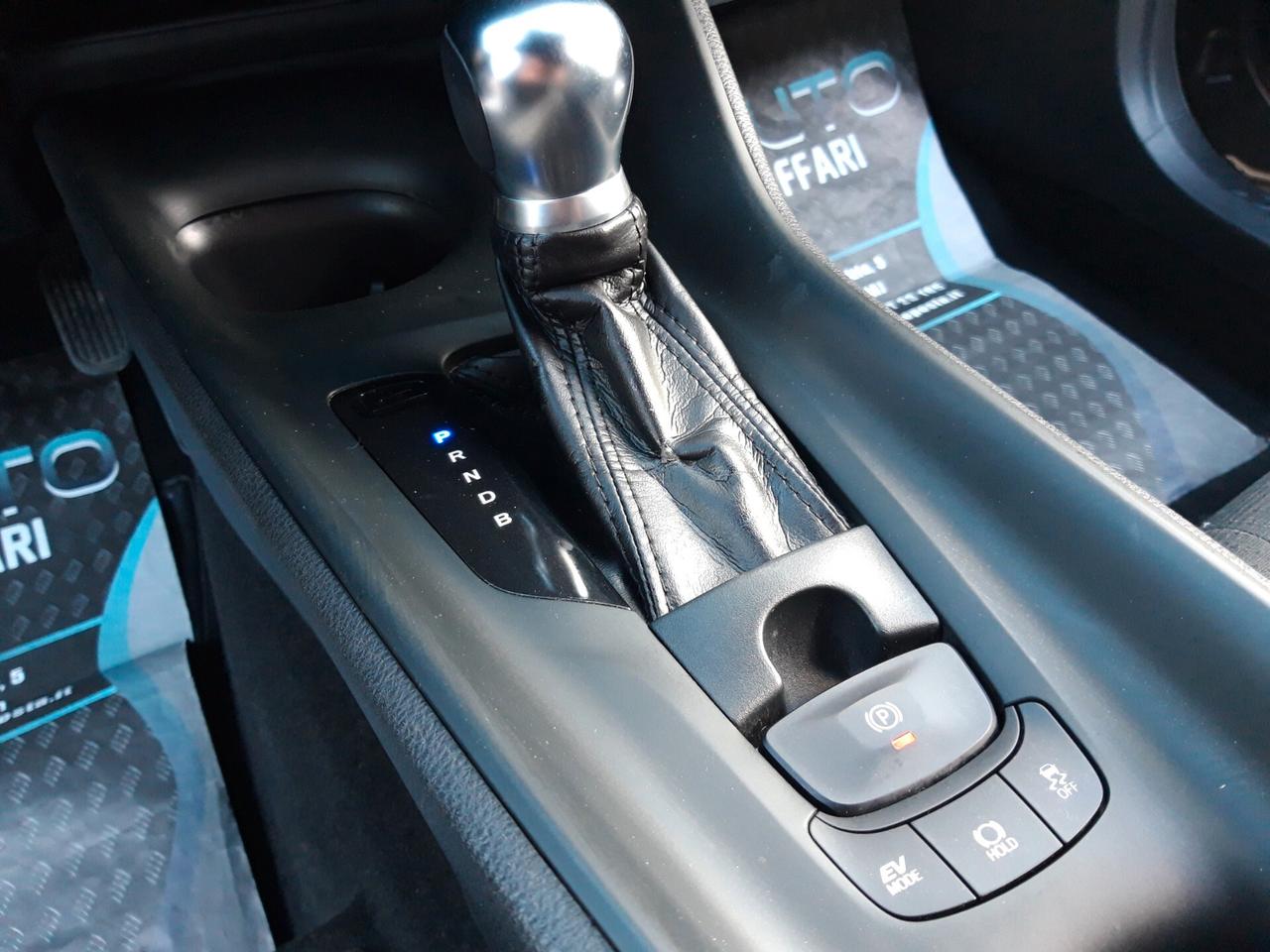 Toyota C-HR BUSINESS Hybrid E-CVT NAV+RETROCAM 2020