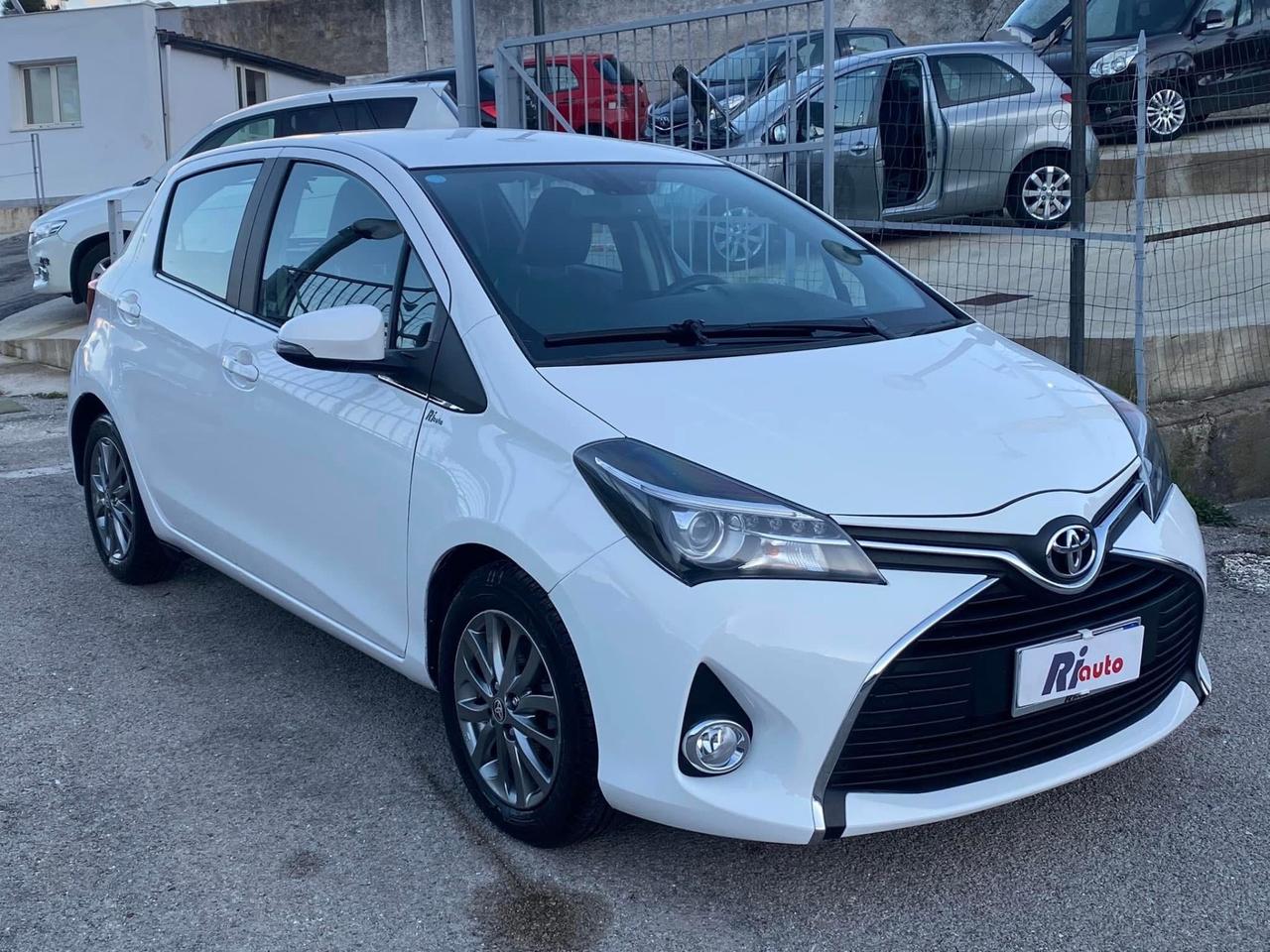 Toyota Yaris 1.4 D-4D 5 porte Lounge