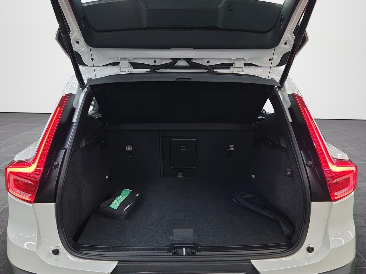 Volvo XC40 T3 Geartronic Momentum Pro
