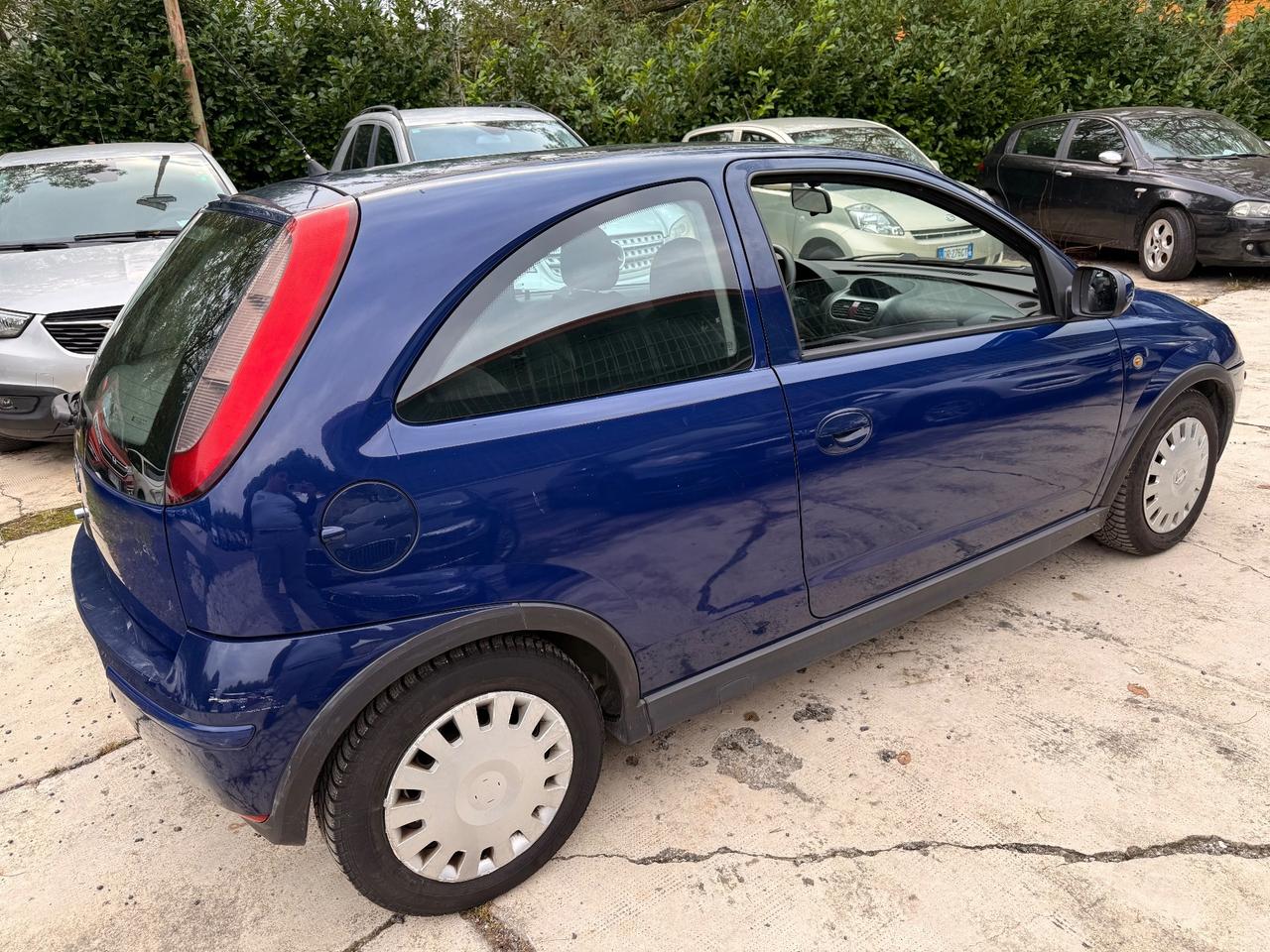 Opel Corsa 1.4i 16V cat 3 porte Sport