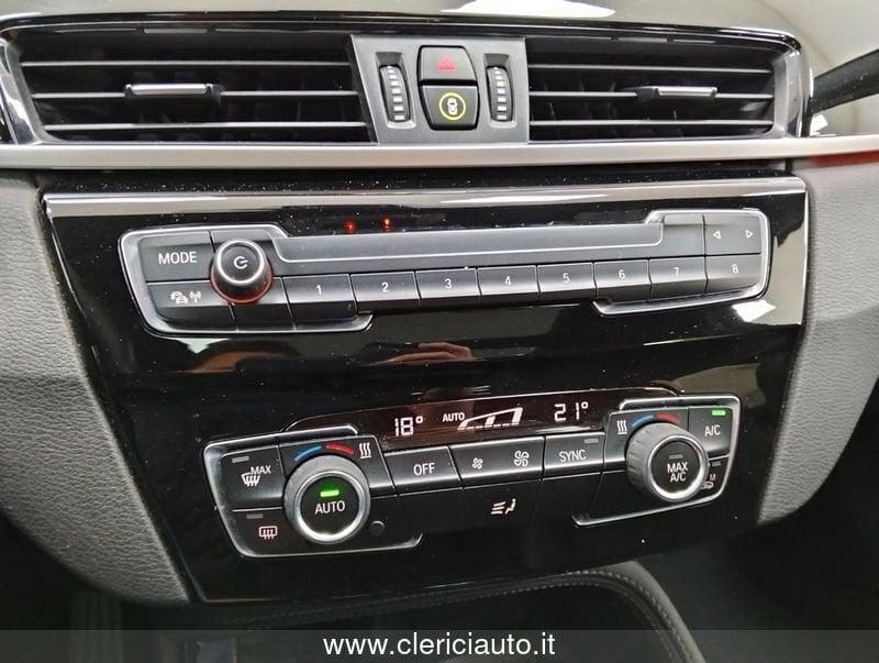 BMW X1 sDrive18d xLine Aut. (TETTO)