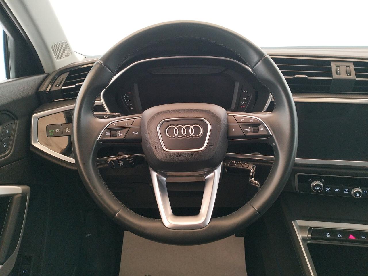 Audi Q3 35 TDI S tronic