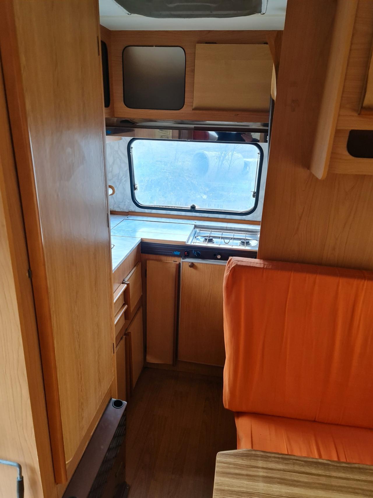 CAMPER FORD TRANSIT ROLLER TEAM 5 POSTI