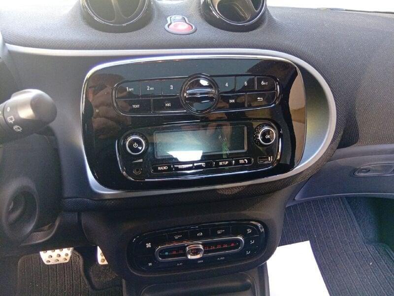 smart fortwo III 2015 1.0 Passion 71cv twinamic my18