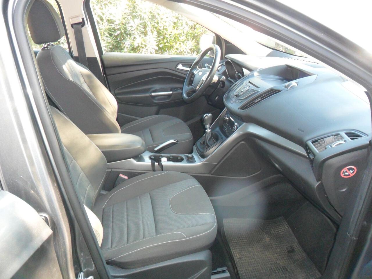 Ford Kuga 2.0 TDCi 140 CV 2WD Titanium DPF