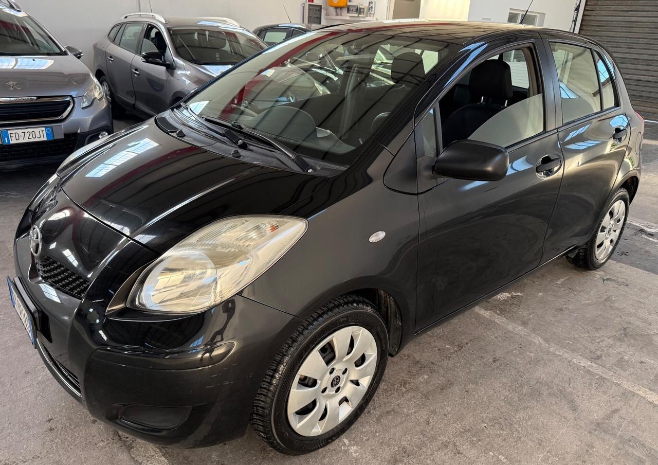 Toyota Yaris 1.0 Benzina 69Cv 5 porte - 2009