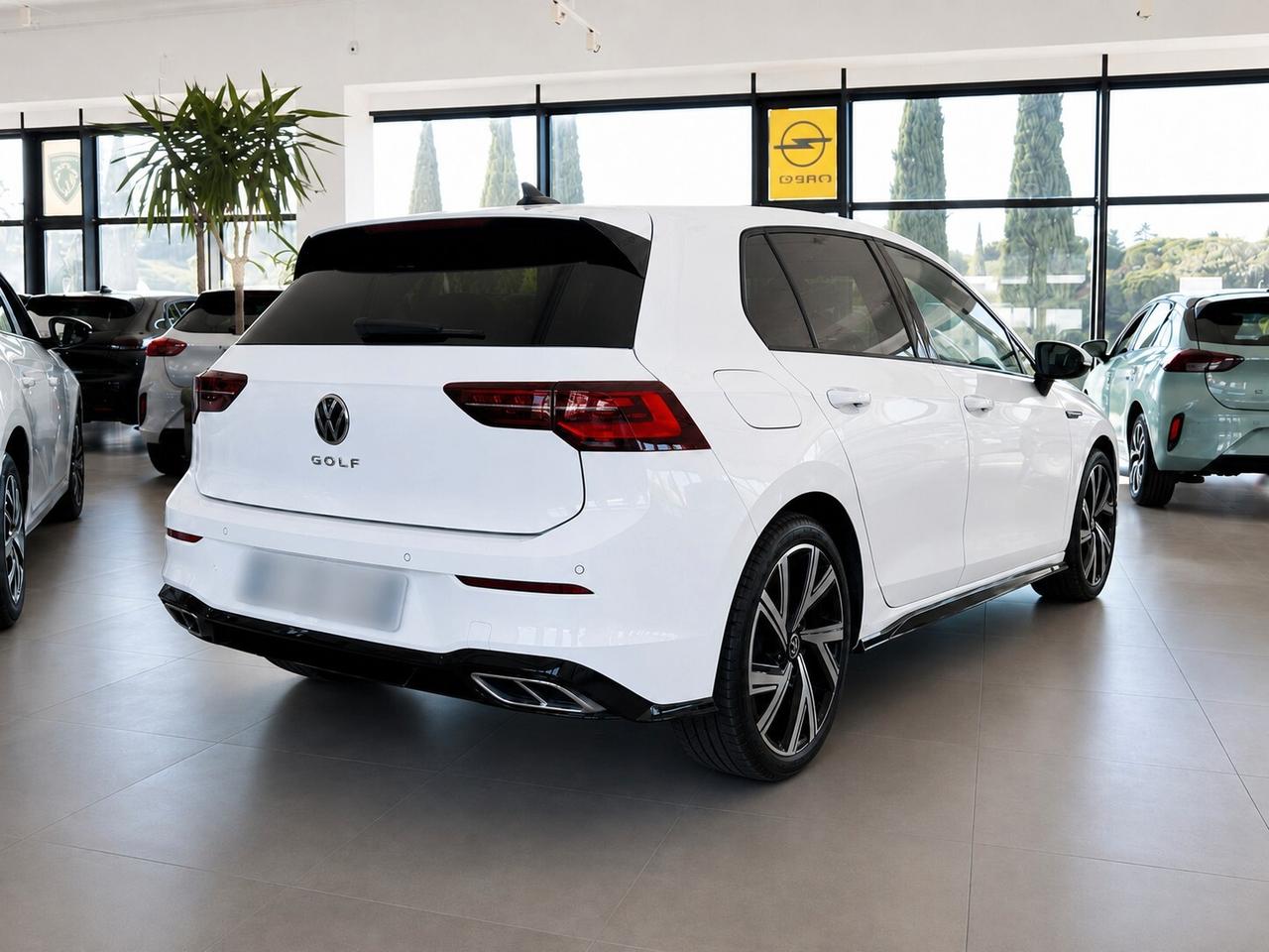 Volkswagen Golf 1.5 TSI 150 CV EVO ACT R-Line