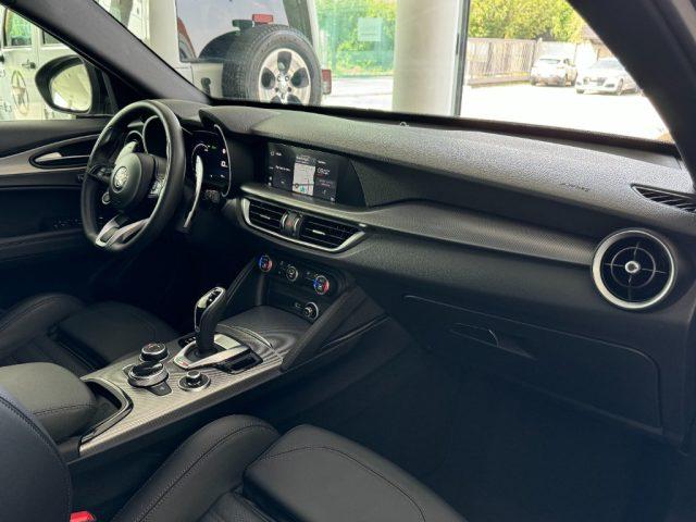 ALFA ROMEO Stelvio 2.0 Turbo 280 CV AT8 Q4 Veloce