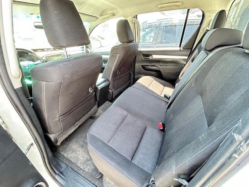 Toyota Hilux 4ª serie HILUX 2.4 EXECUTIVE AUTOMATICO 150CV