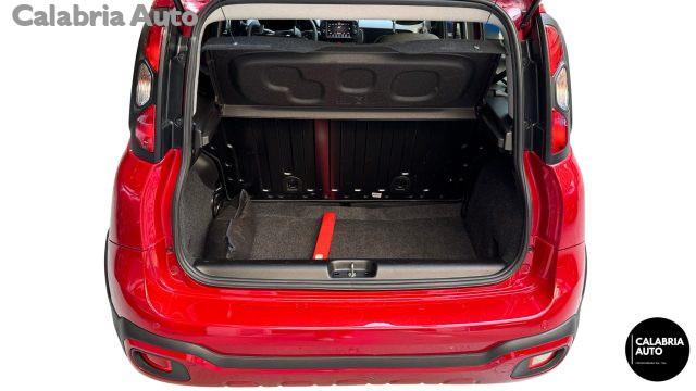 FIAT Panda 1.0 FireFly S&S Hybrid Red