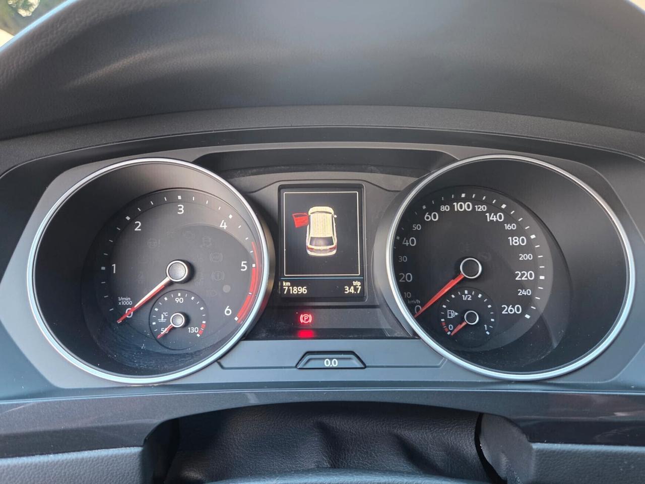 Volkswagen Tiguan 2.0 TDI SRC 122 CV LIFE