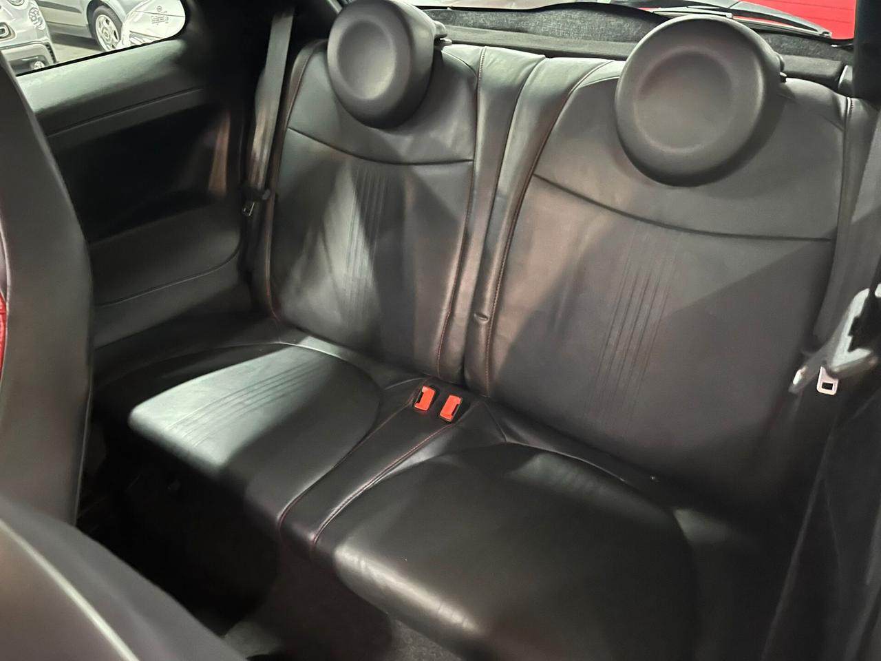 Abarth 500 1.4 Turbo T-Jet Tenuta benissimo!!!