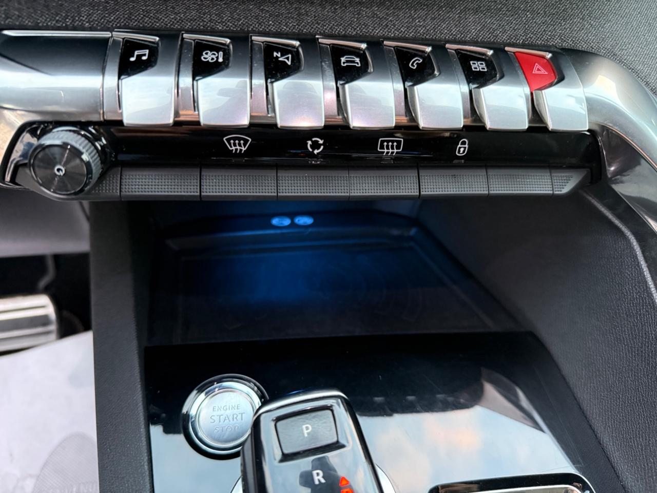 Peugeot 3008 BlueHDi 130 S&S EAT8 GT Line PERLATO