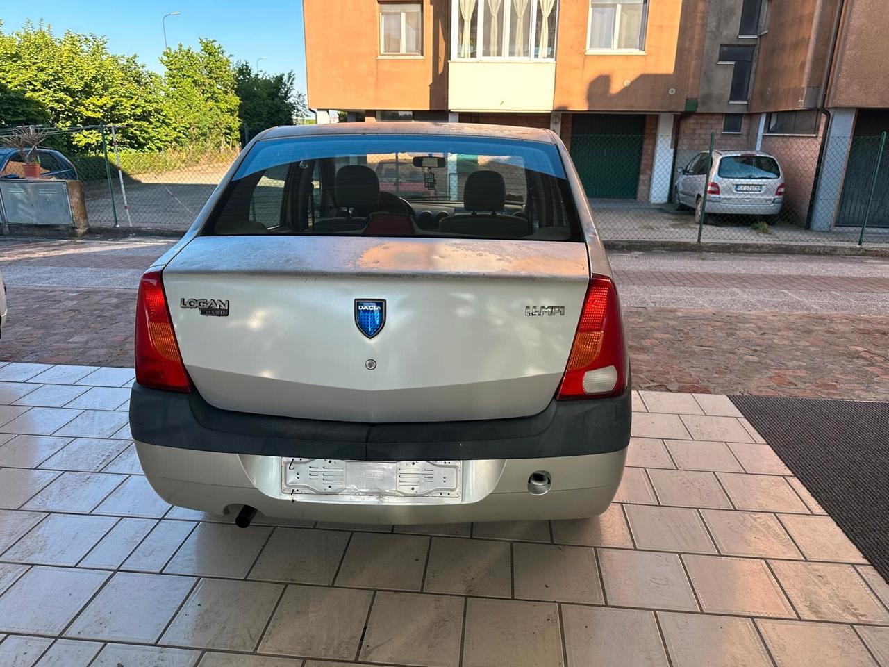 Dacia Logan 1.4 MPI (12 RATE)