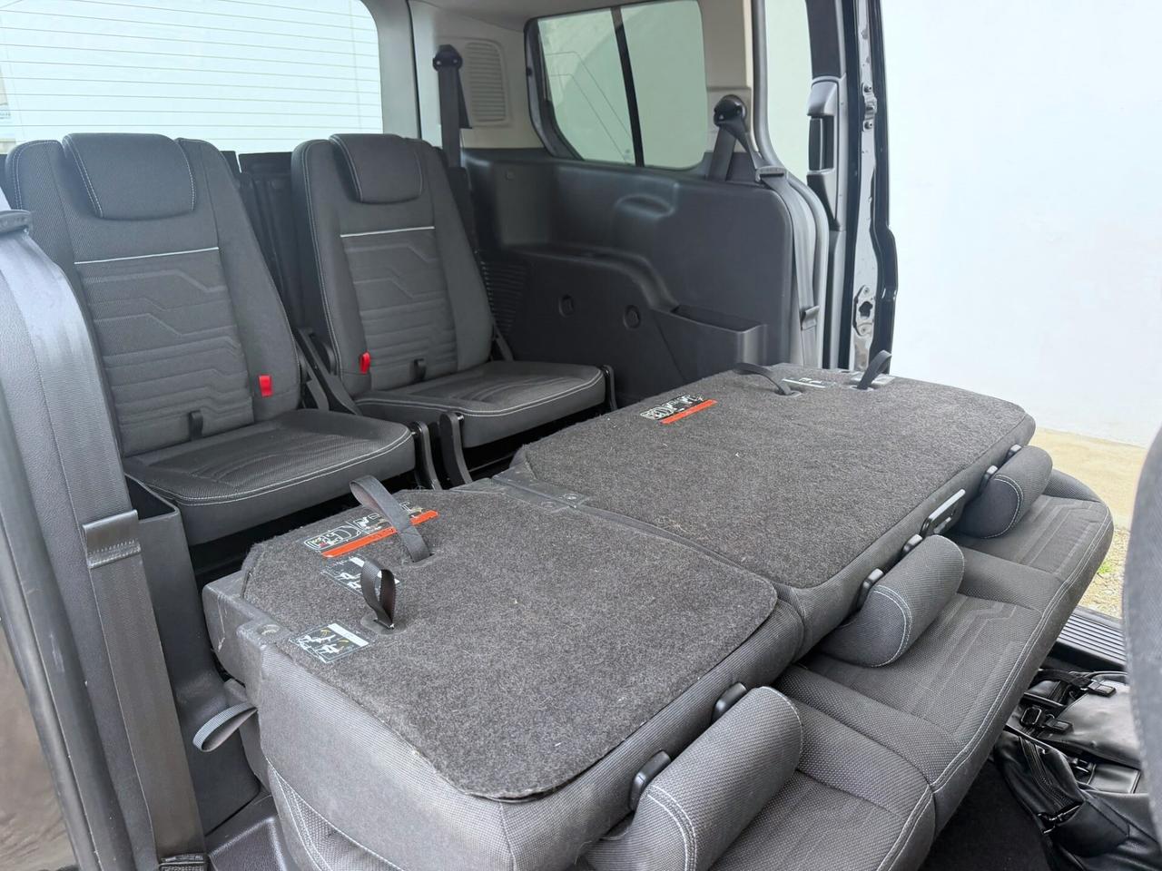 FORD GRANDE TOURNEO CONNECT 1.6 TDCI 7 POSTI