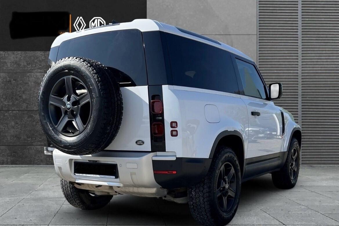 Land Rover Defender 3.0 D200