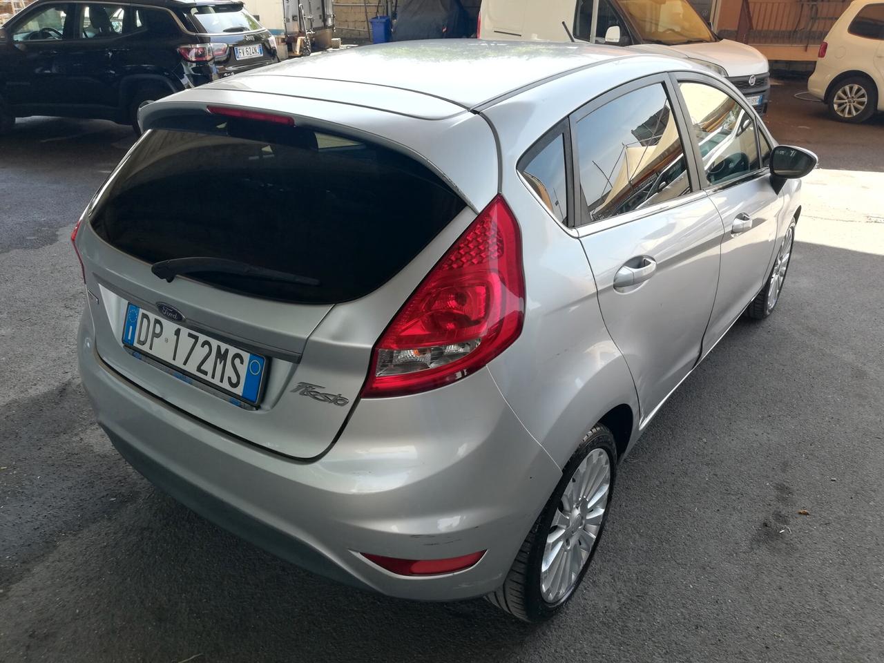 Ford Fiesta 1.4 TDCi 5p. Ghia