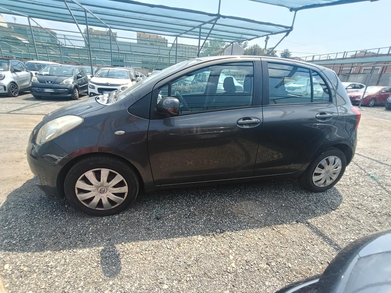 Toyota Yaris 1.3 5 porte