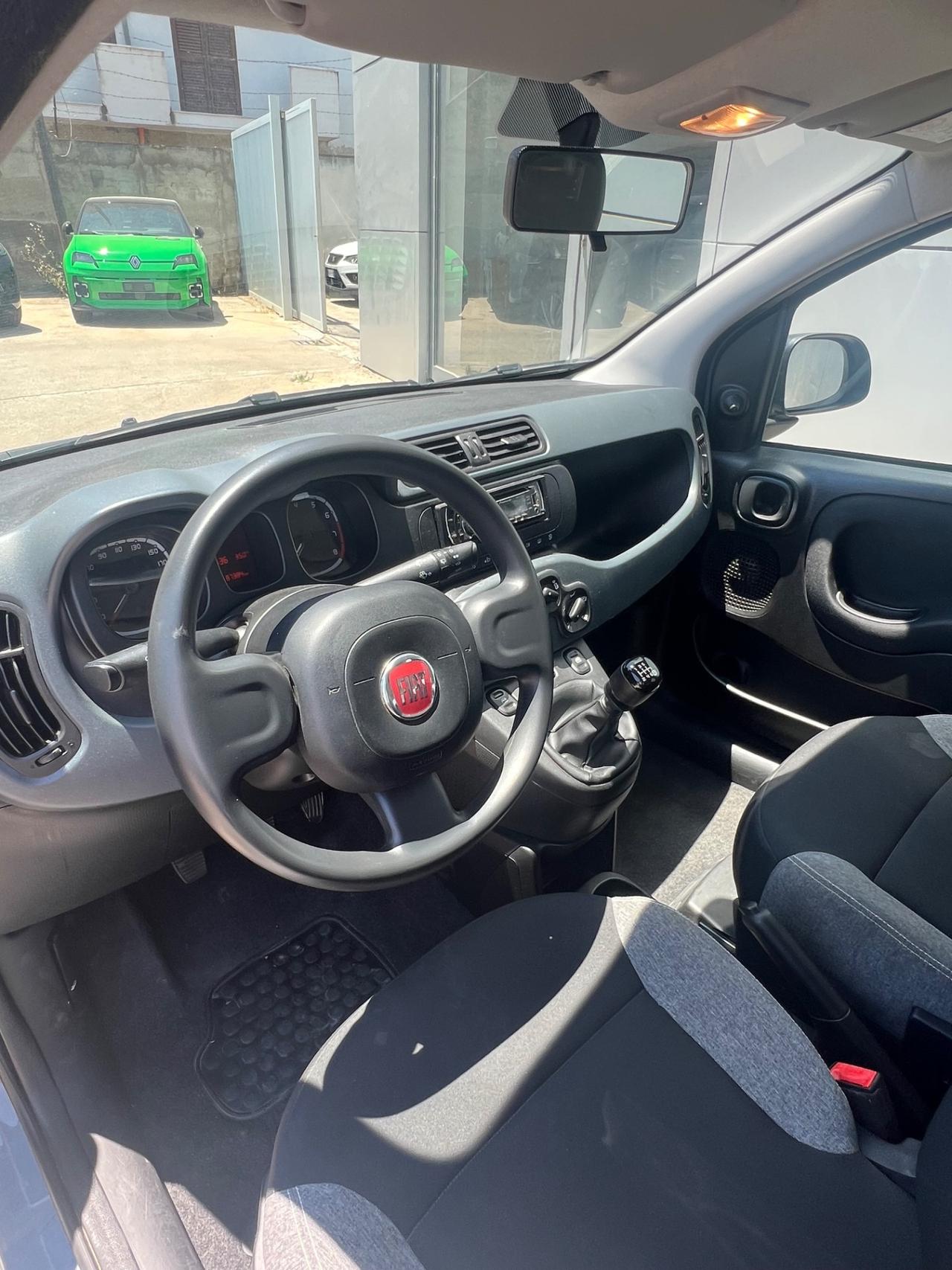 Fiat Panda 1.0 hybrid Anticipo €900 proposta finanziamento