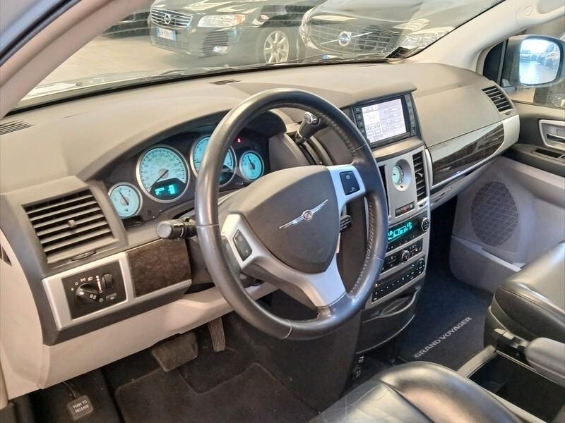 Chrysler Grand Voyager dpf 2.8 crd 163cv 7 Posti limited 02/2011 Euro 4