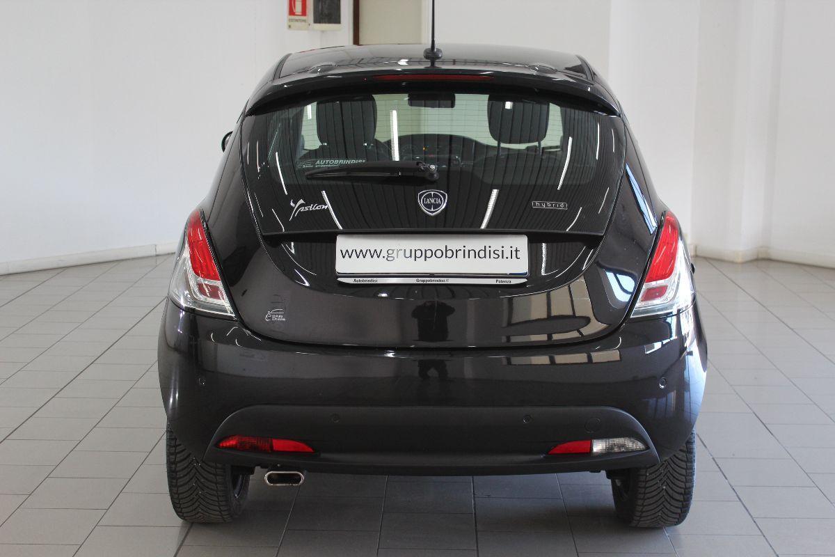 LANCIA - Ypsilon - 1.0 FireFly 5p.S&S Hybryd Gold