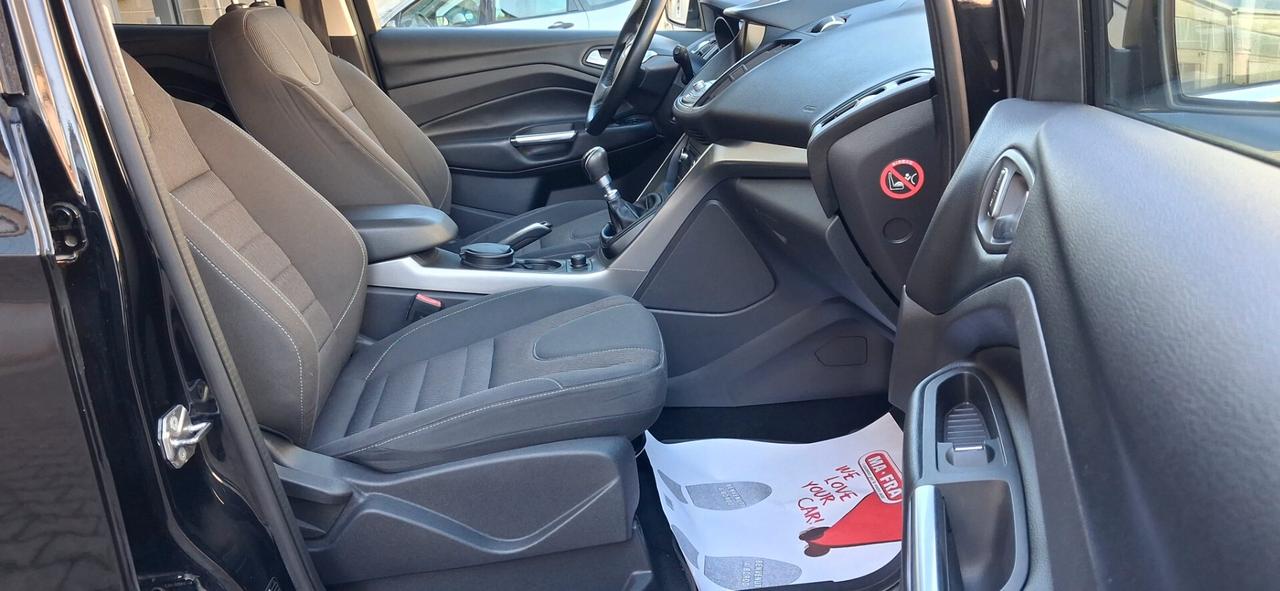 Ford Kuga 1.5 EcoBoost Titanium