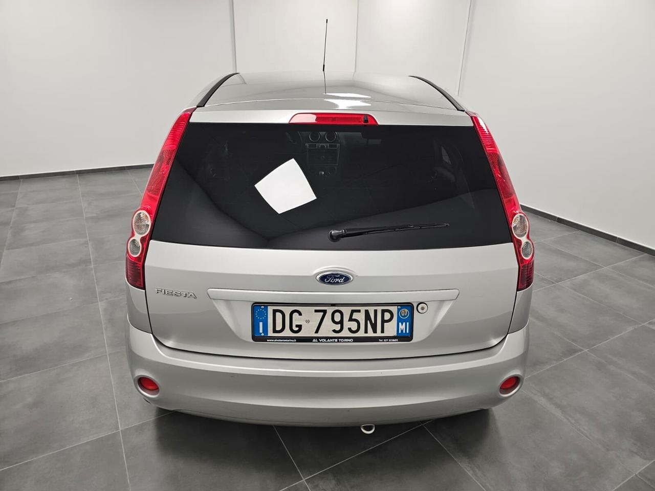 Ford Fiesta 1.2 16V 5p. Titanium - Solo 16mila Km -