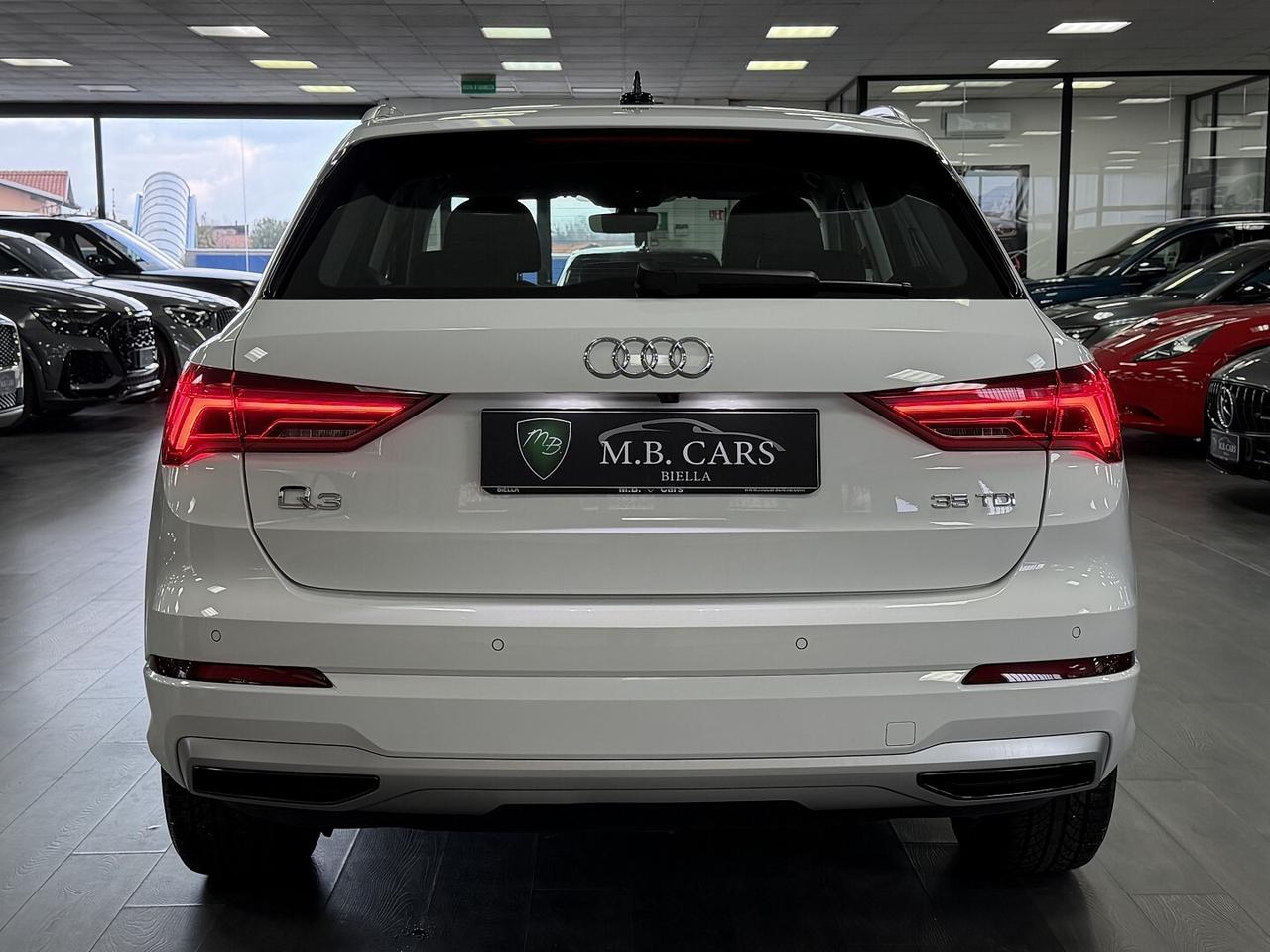 Audi Q3 35 2.0 tdi Business s-tronic