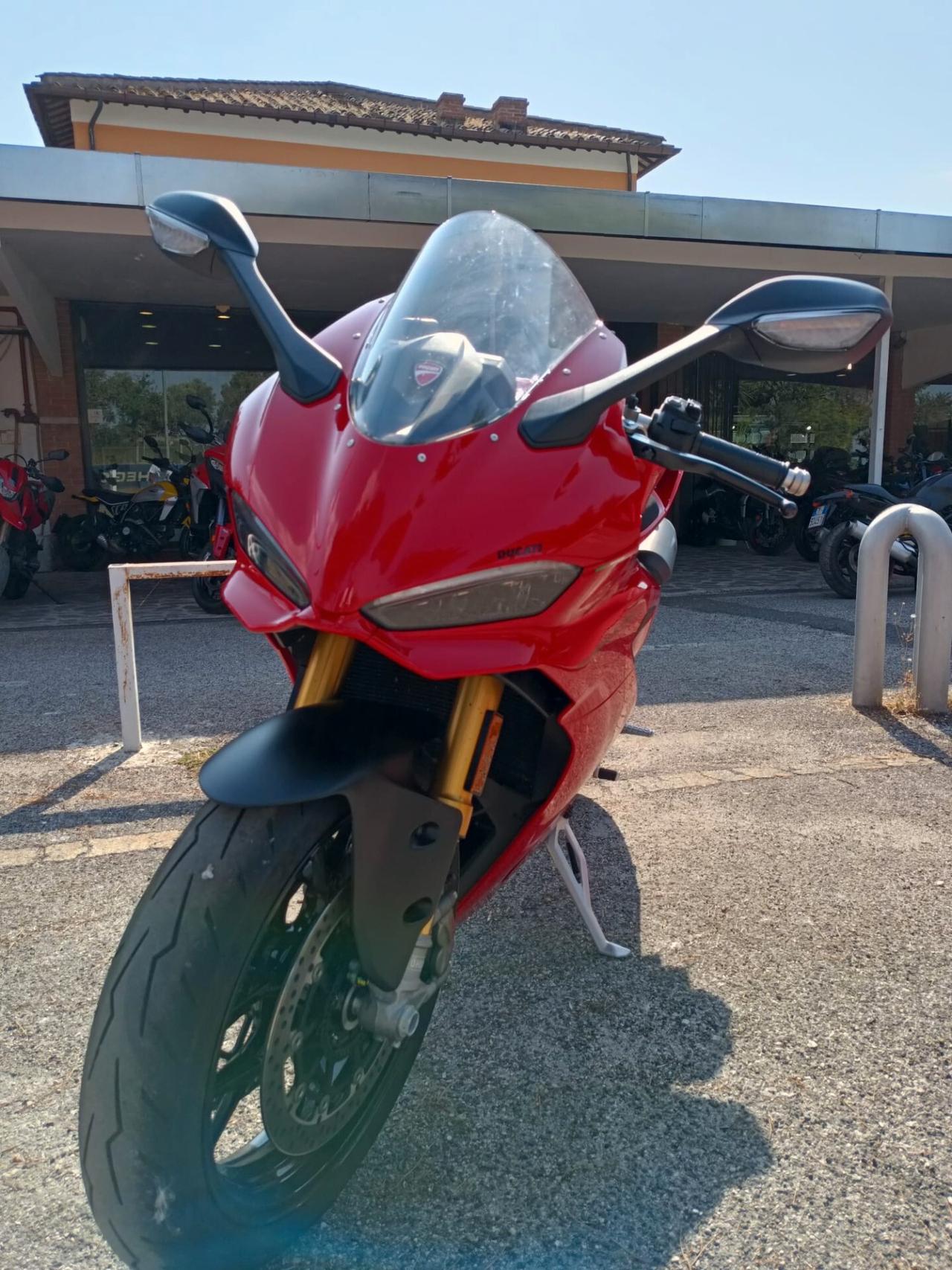 Ducati Panigale V2 S