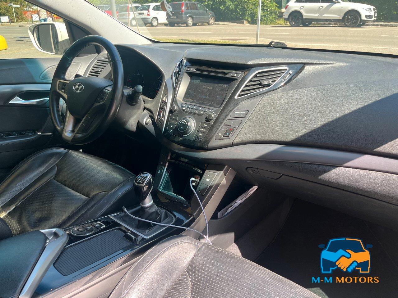 Hyundai i40 Berlina i40 1.7 crdi STYLE 136cv
