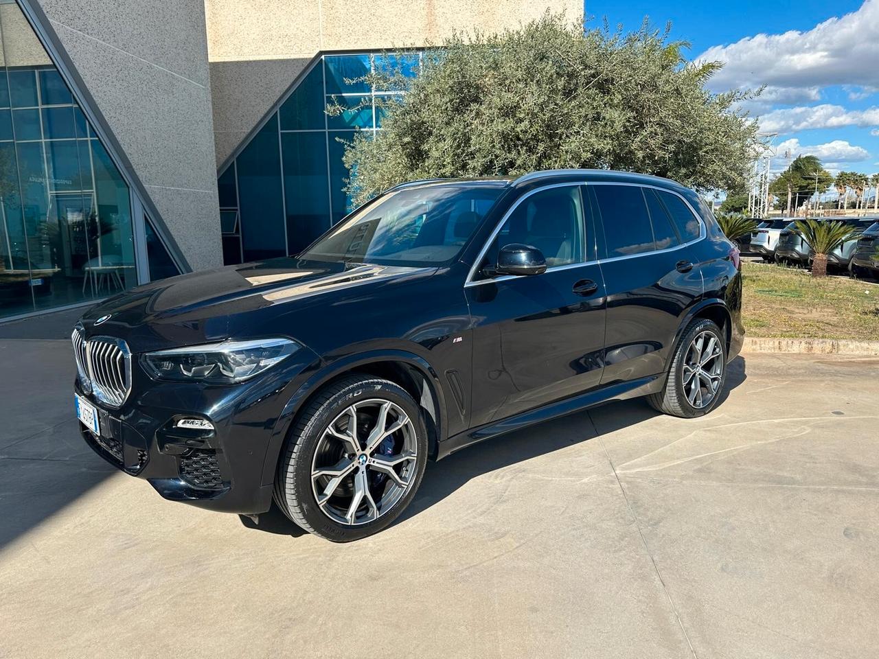 Bmw X5 xDrive30d xLine possibilità noleggio no scoring