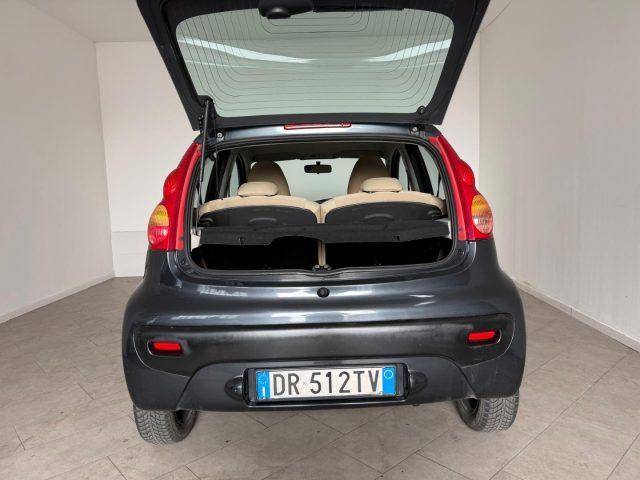 PEUGEOT 107 1.0 68CV 5p. Sweet Years 2Tronic