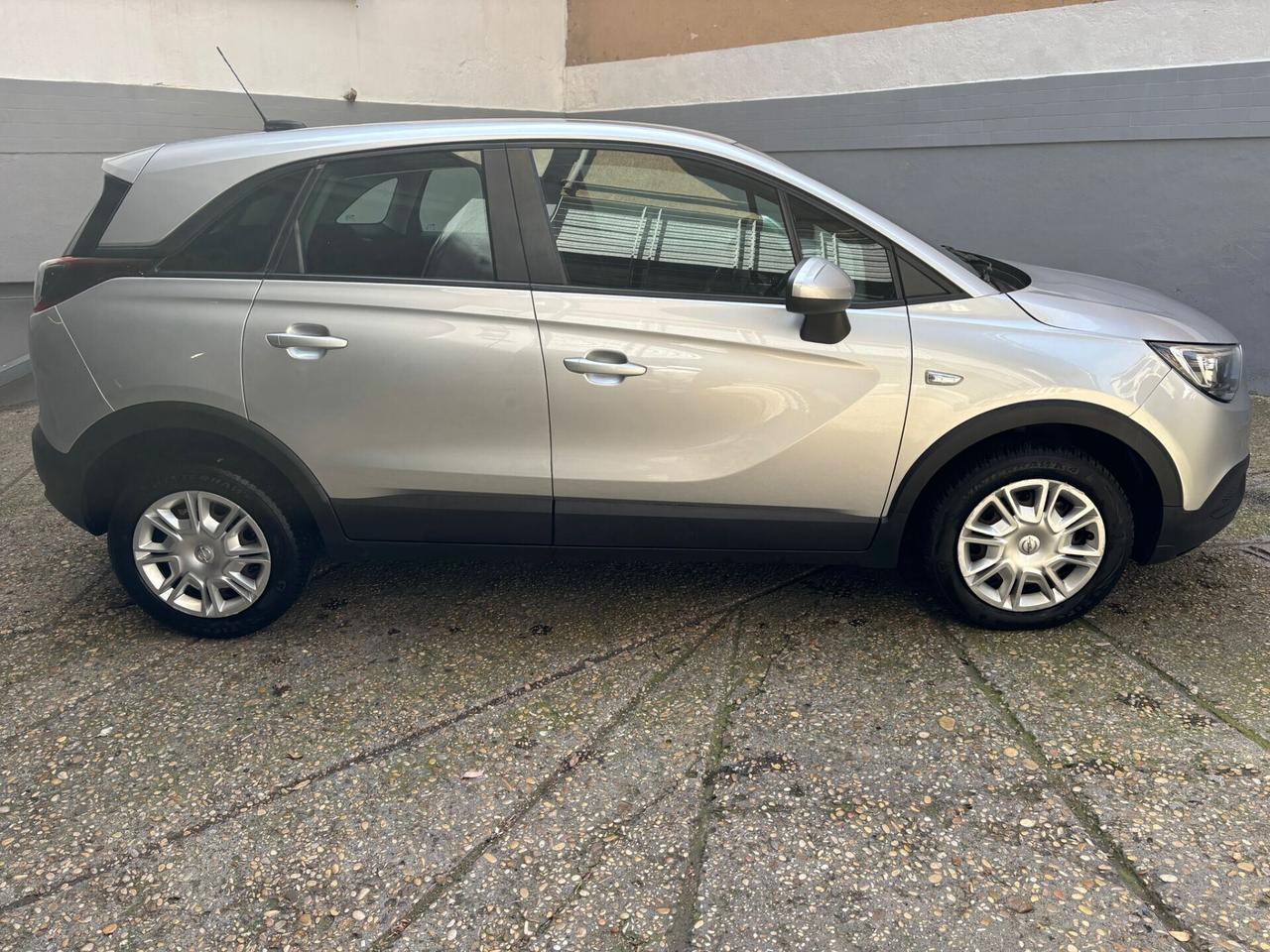 Opel Crossland X 1.5 automatica 120 CV