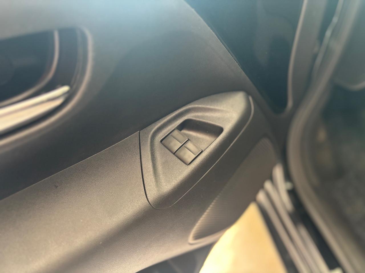 Citroen C1 VTi 72 S&S 5 porte Live ok neopatentati