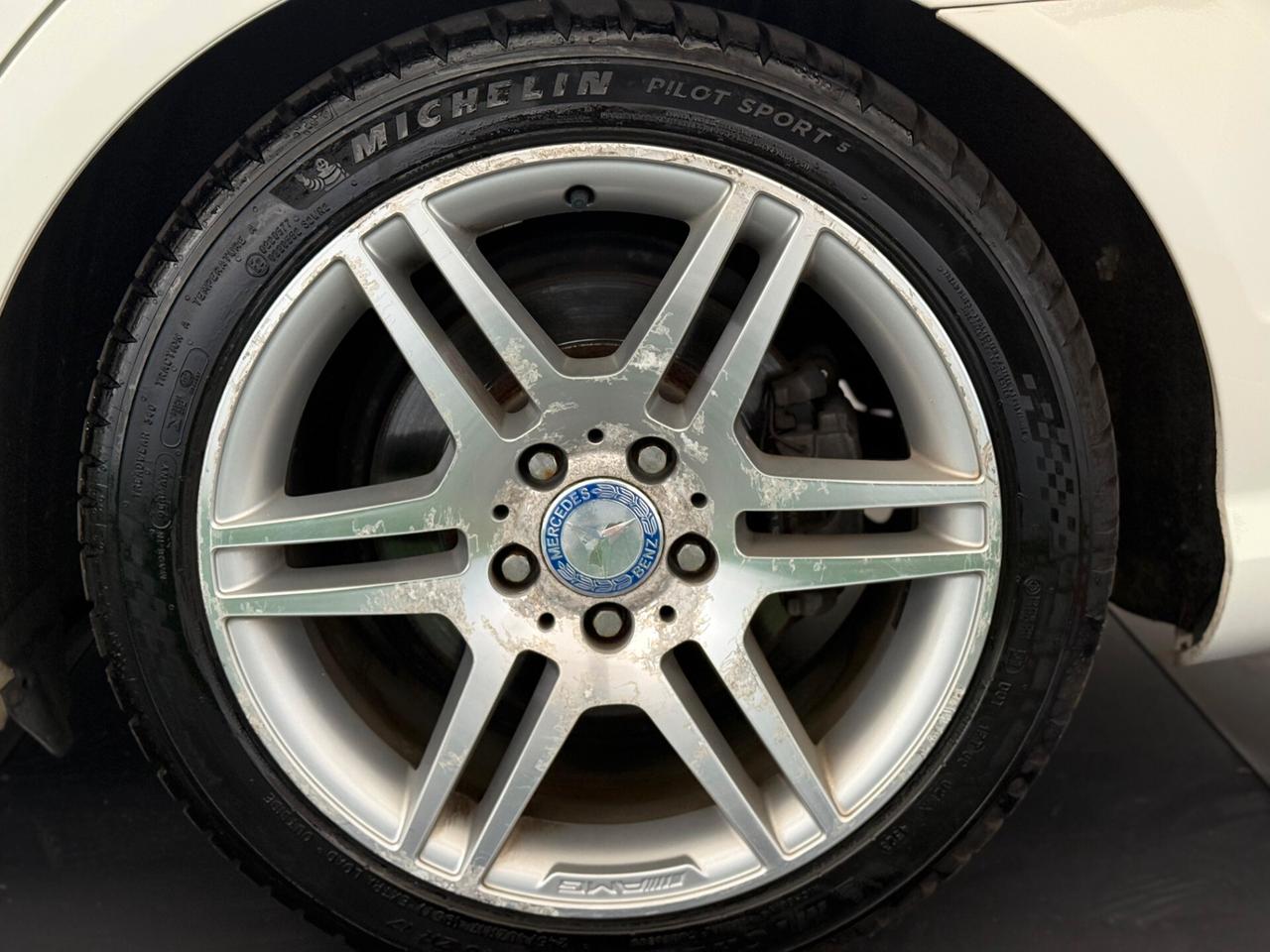 Mercedes-benz C 220 CDI BlueEFFICIENCY Avantgarde AMG